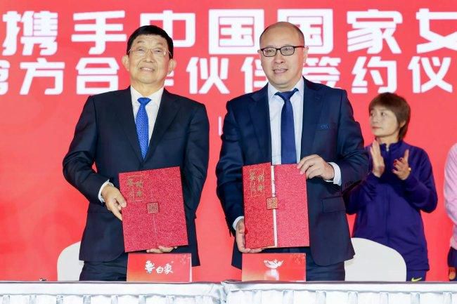 gogo美鲍销魂裸体视频